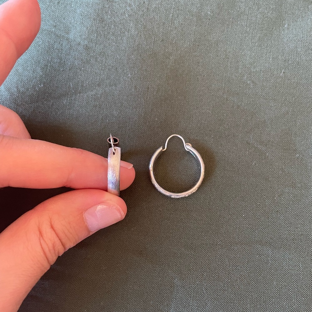 Textured vintage silver earrings